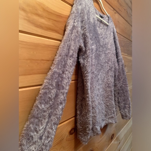 Torrid Eyelash V-Neck Tunic Sweater Pullover Size 0 - Picture 3 of 6